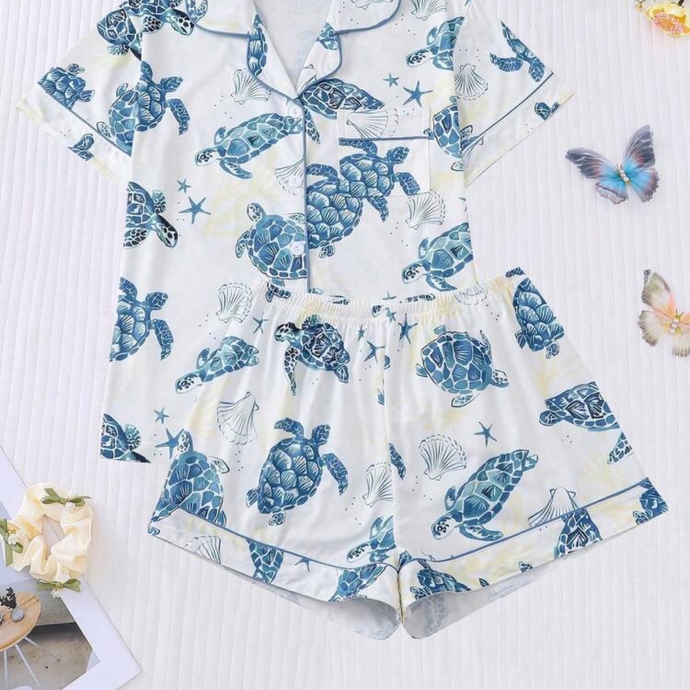 SHEIN Blue Turtle Print Short Pajama Set